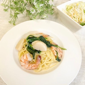 ホタテの海鮮クリームパスタ